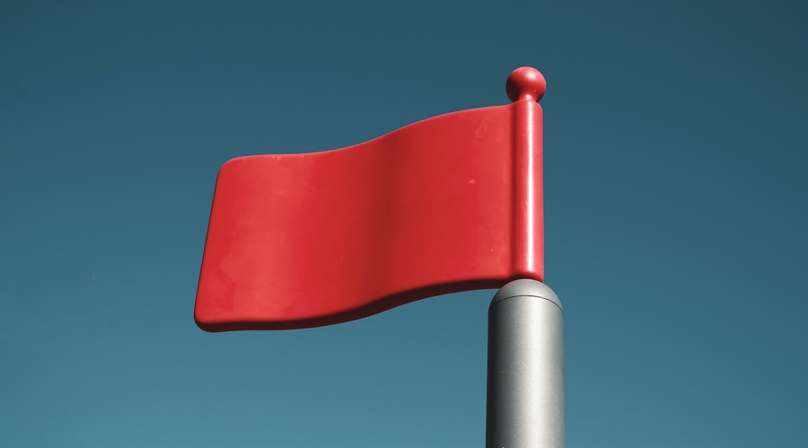 苹果(AAPL.US)面临转型压力，华尔街警告：需警惕“黑莓时刻”